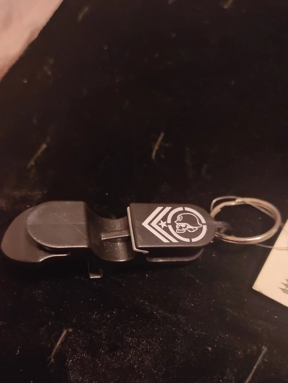 Black Shotgunner Keychain - Metal Mulisha